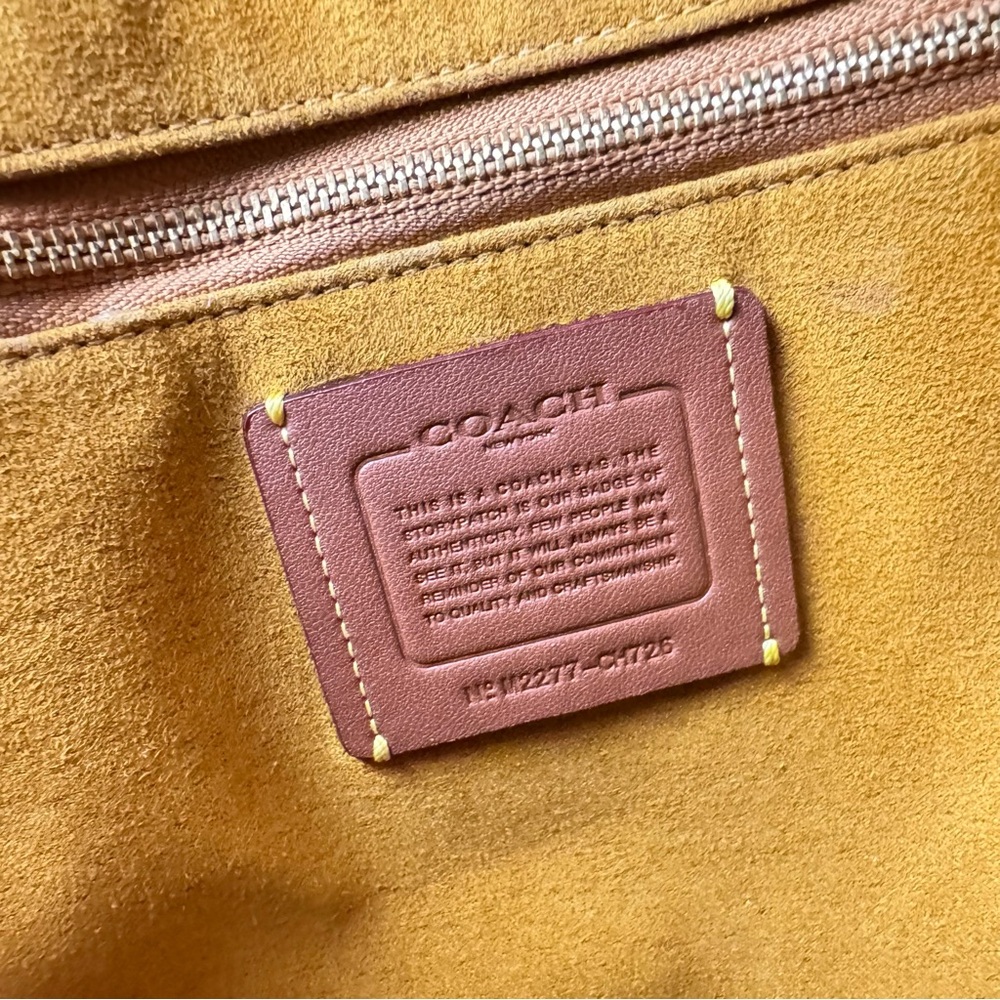 Coach Dakota Bucket Bag Shoulder and Crossbody Strap Blue Glovetanned Leather - Picture 6 of 7